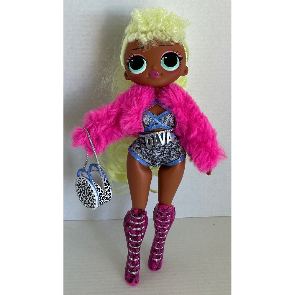 L.O.L. Surprise! O.M.G. Diva Fashion Doll Neon Hair Pink‎ Fur Jacket 10" Style